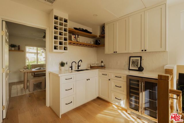 1354 Green Lane, La Canada Flintridge, CA 91011