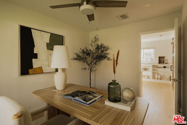 1354 Green Lane, La Canada Flintridge, CA 91011