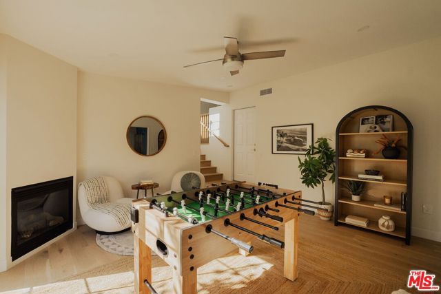 1354 Green Lane, La Canada Flintridge, CA 91011