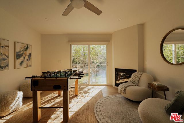 1354 Green Lane, La Canada Flintridge, CA 91011