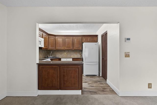 315 Pine Ridge Circle D-1, Greenacres, FL 33463