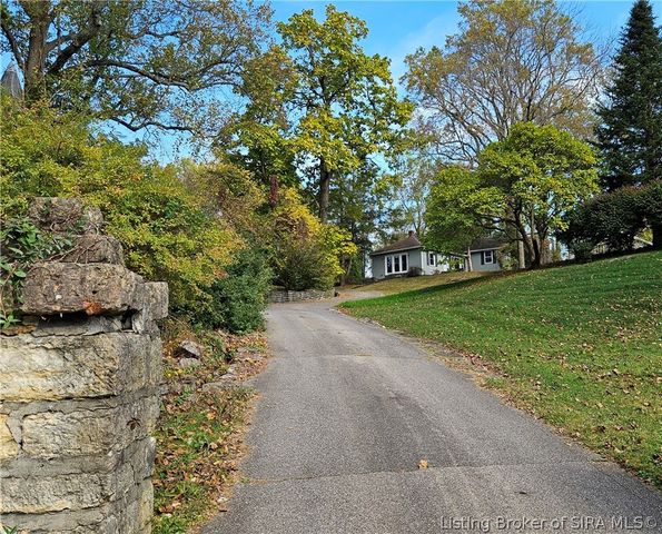 1046 Michigan Road, Madison, IN 47250