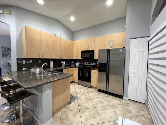 1916 SE 14th Ct, Homestead, FL 33035