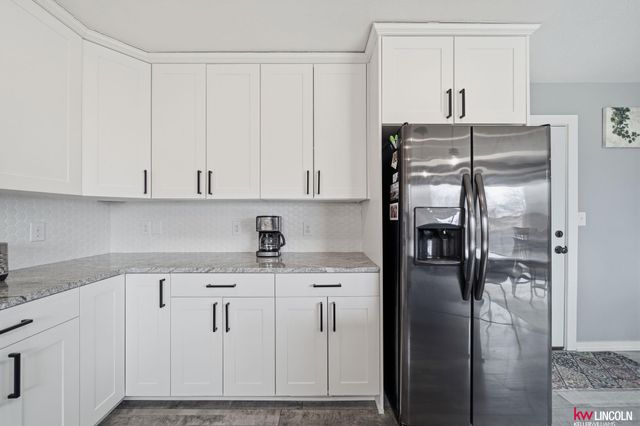 809 W Burt Drive, Lincoln, NE 68521