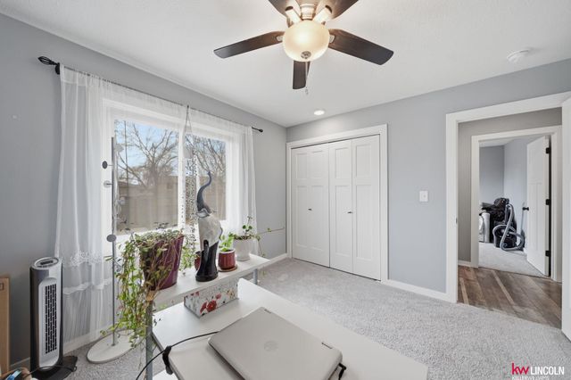 809 W Burt Drive, Lincoln, NE 68521