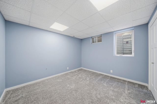 809 W Burt Drive, Lincoln, NE 68521