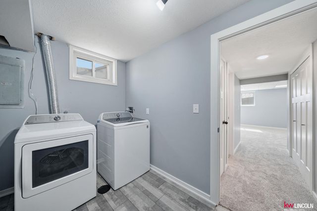 809 W Burt Drive, Lincoln, NE 68521