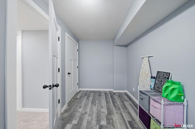 809 W Burt Drive, Lincoln, NE 68521