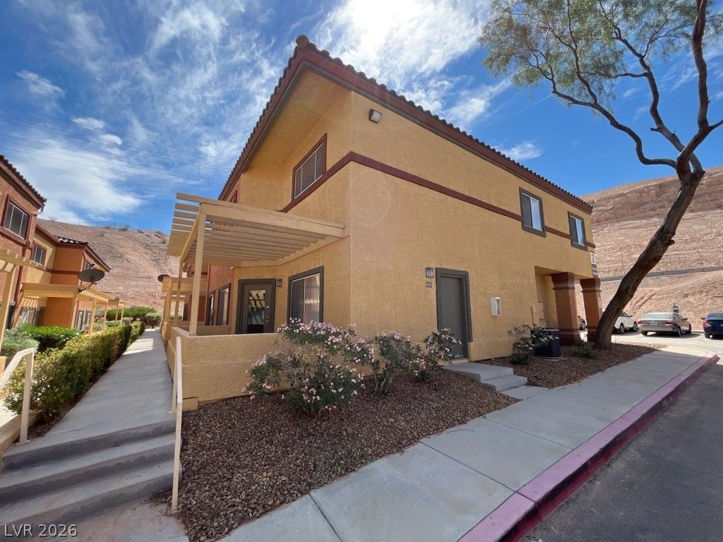 4915 East Russell Road 147, Las Vegas, NV 89120