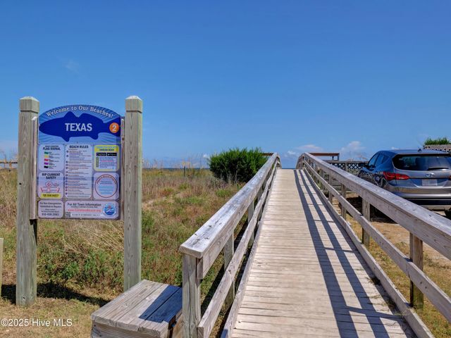 1516 Pinfish Lane, Carolina Beach, NC 28428