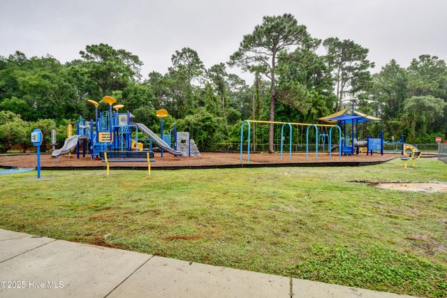 1516 Pinfish Lane, Carolina Beach, NC 28428