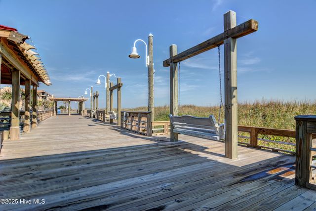 1516 Pinfish Lane, Carolina Beach, NC 28428