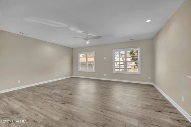 1516 Pinfish Lane, Carolina Beach, NC 28428