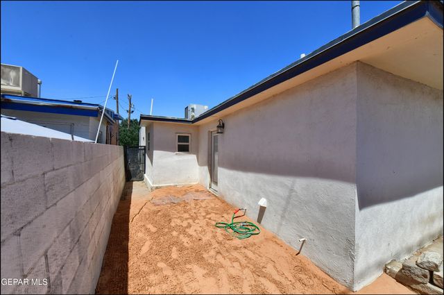 504 CANAL Road, El Paso, TX 79901
