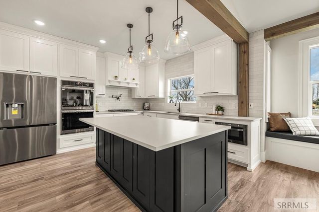 1571 Palm Springs Drive, Idaho Falls, ID 83404