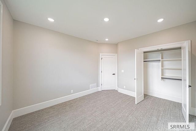 1571 Palm Springs Drive, Idaho Falls, ID 83404
