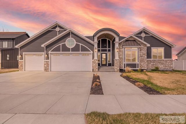 1571 Palm Springs Drive, Idaho Falls, ID 83404