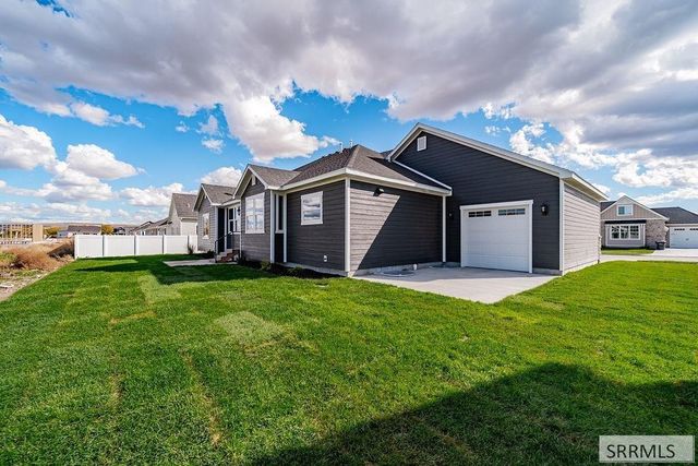 1571 Palm Springs Drive, Idaho Falls, ID 83404