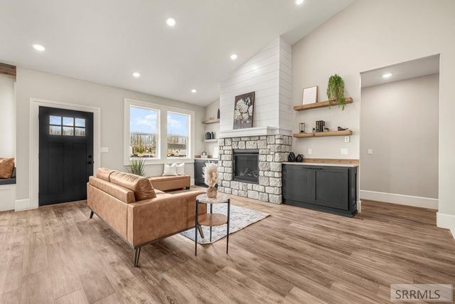 1571 Palm Springs Drive, Idaho Falls, ID 83404