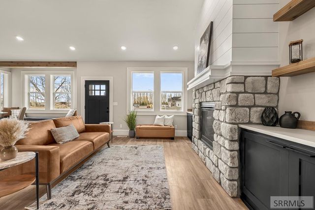 1571 Palm Springs Drive, Idaho Falls, ID 83404