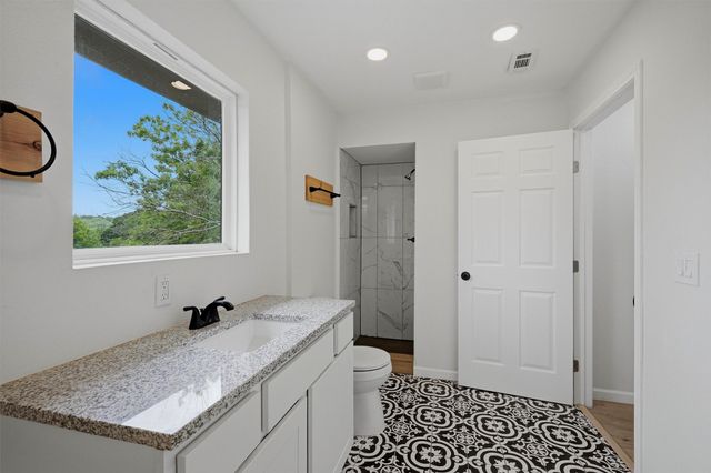 763 Cedar Oak Drive, Pottsboro, TX 75076