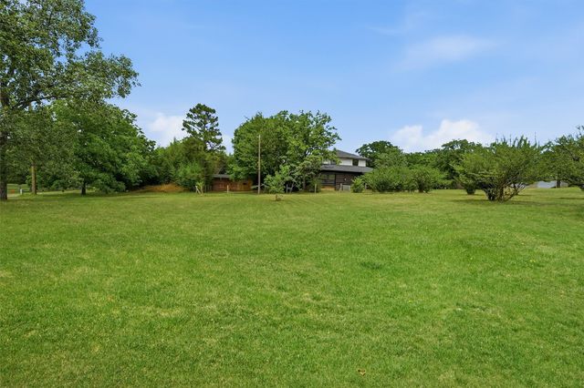 763 Cedar Oak Drive, Pottsboro, TX 75076