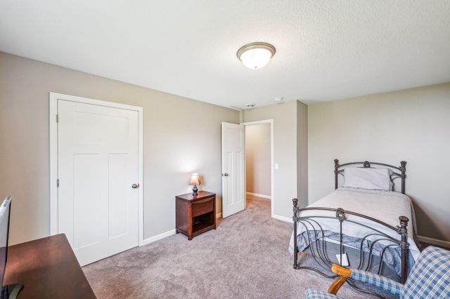 9195 25th Street NE, Saint Michael, MN 55376
