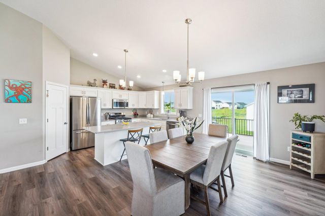9195 25th Street NE, Saint Michael, MN 55376