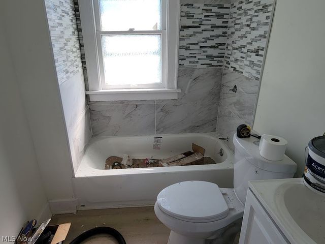 4421 E 156th Street, Cleveland, OH 44128