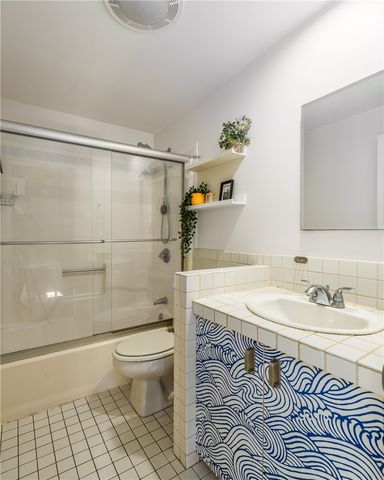 5 Amy Street, Providence, RI 02906