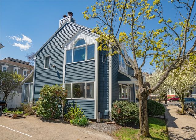 5 Amy Street, Providence, RI 02906