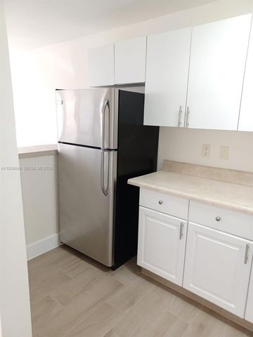 2134 Cleveland St B, Hollywood, FL 33020