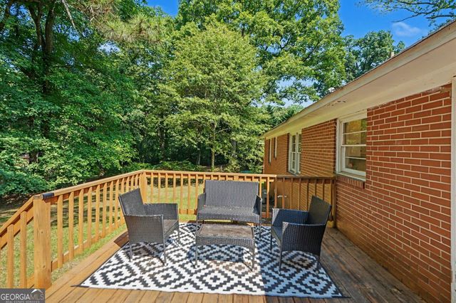 1337 Greenview Drive, Griffin, GA 30224