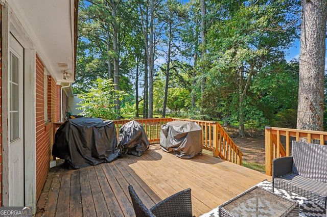 1337 Greenview Drive, Griffin, GA 30224