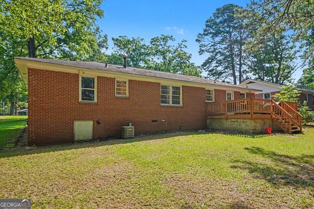 1337 Greenview Drive, Griffin, GA 30224