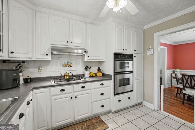 1337 Greenview Drive, Griffin, GA 30224