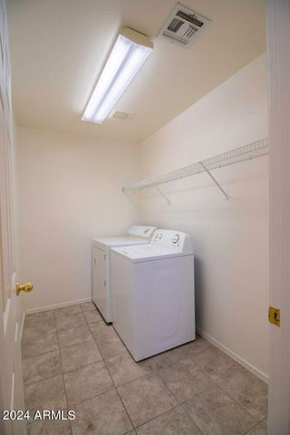 10065 E CAPRI Avenue, Mesa, AZ 85208