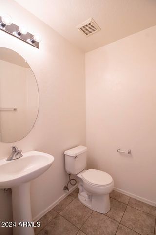 10065 E CAPRI Avenue, Mesa, AZ 85208