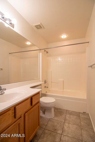 10065 E CAPRI Avenue, Mesa, AZ 85208