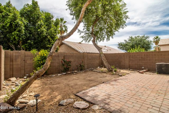 10065 E CAPRI Avenue, Mesa, AZ 85208