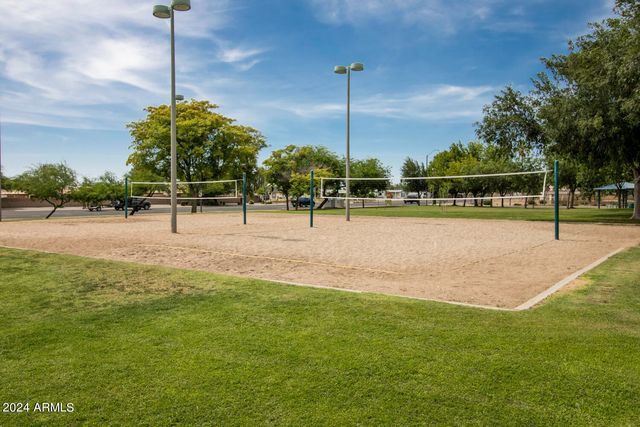 10065 E CAPRI Avenue, Mesa, AZ 85208