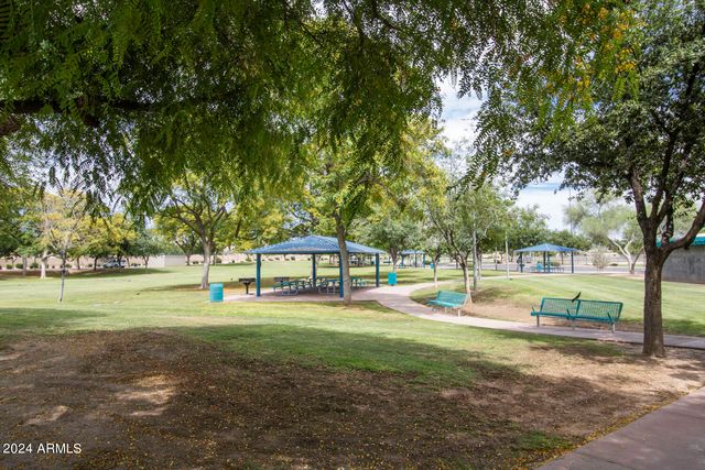 10065 E CAPRI Avenue, Mesa, AZ 85208