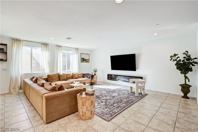 607 Cadence View Way, Henderson, NV 89011