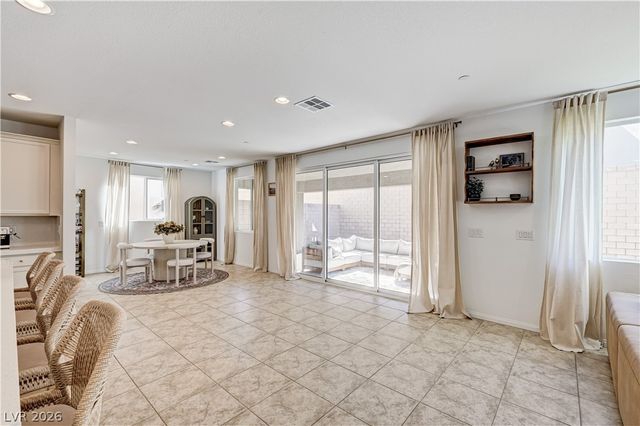 607 Cadence View Way, Henderson, NV 89011