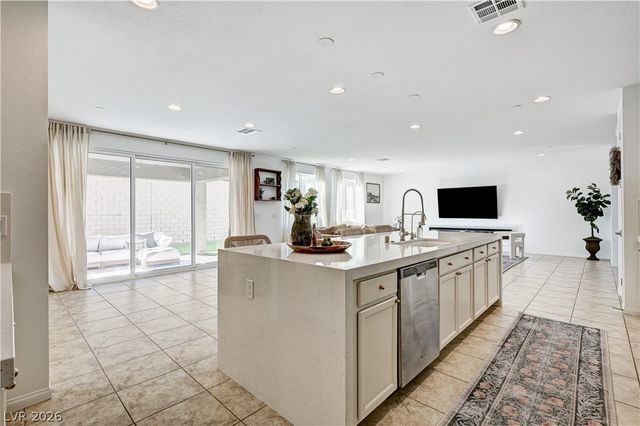 607 Cadence View Way, Henderson, NV 89011