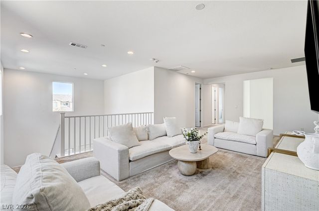 607 Cadence View Way, Henderson, NV 89011