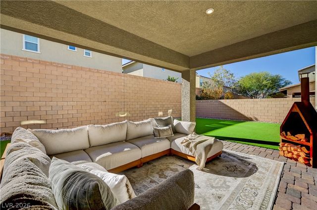 607 Cadence View Way, Henderson, NV 89011