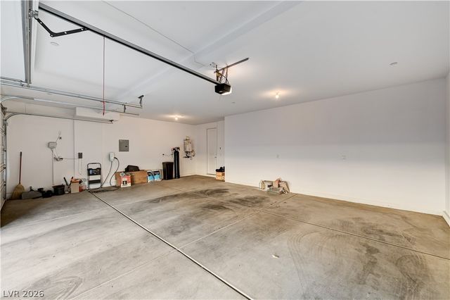 607 Cadence View Way, Henderson, NV 89011