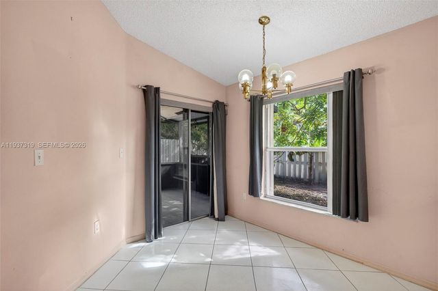 1306 NW 125th Ter, Sunrise, FL 33323