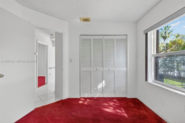 1306 NW 125th Ter, Sunrise, FL 33323